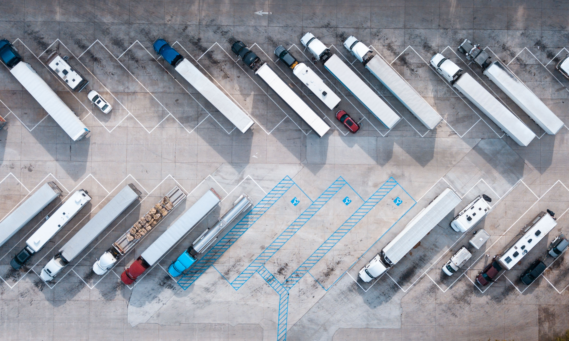 camiones estacionados