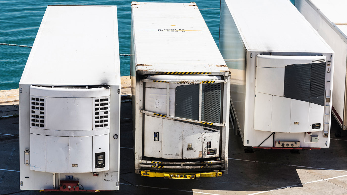 Refrigerated trailers and containers